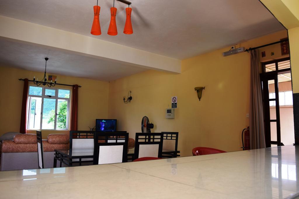 Baywatch Apartment Ла-Ґулет Екстер'єр фото